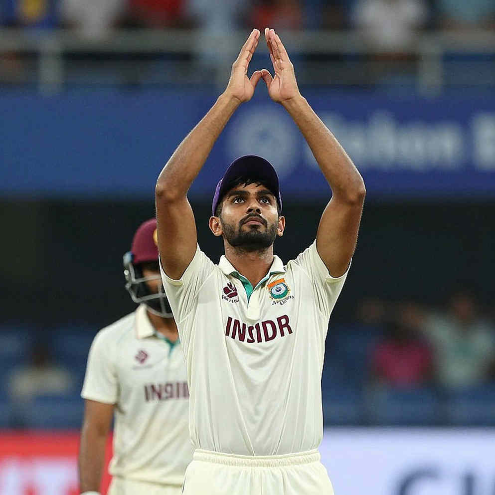 যে রাতে ফিড নিভে গেল: ক্রিকেট বিশ্লেষণের প্রত্নতত্ত্ব ও তথ্যশূন্যের নৈতিকতা