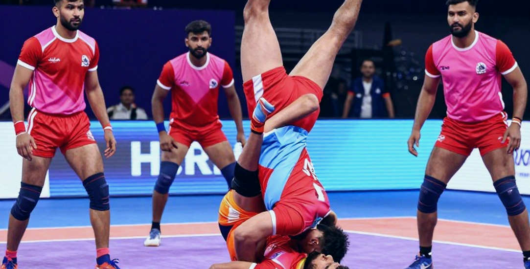 ছয় ফুট বাতাস, ত্রিশ সেকেন্ডের অঙ্ক: পাওয়ান সেহরাওয়াতের হাই-ফ্লায়ার রেইড জ্যামিতি