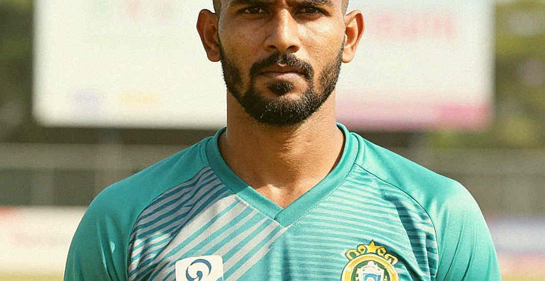 বুমরাহ কেন ওয়ানডে থেকে সরানো হচ্ছে: তিন ফরম্যাট, দুই গোলার্ধ আর একটি হাঁটুর লেজার